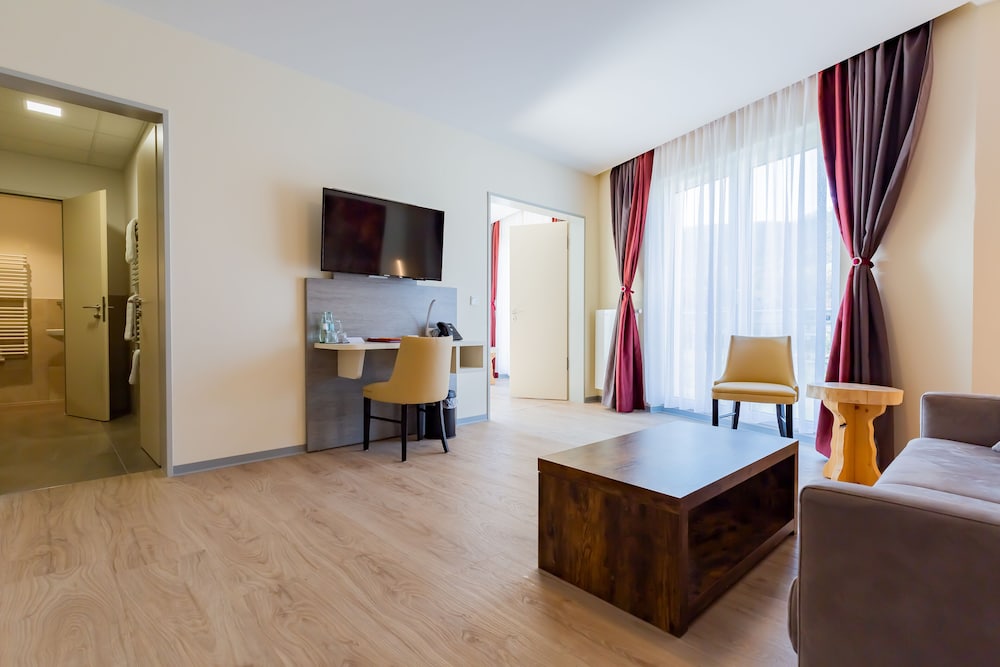 Mythenresort Heimdall 24/36
