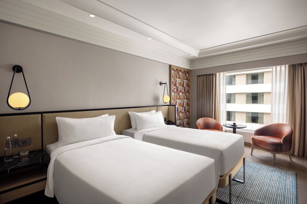 SUPERIOR, TWIN BEDS