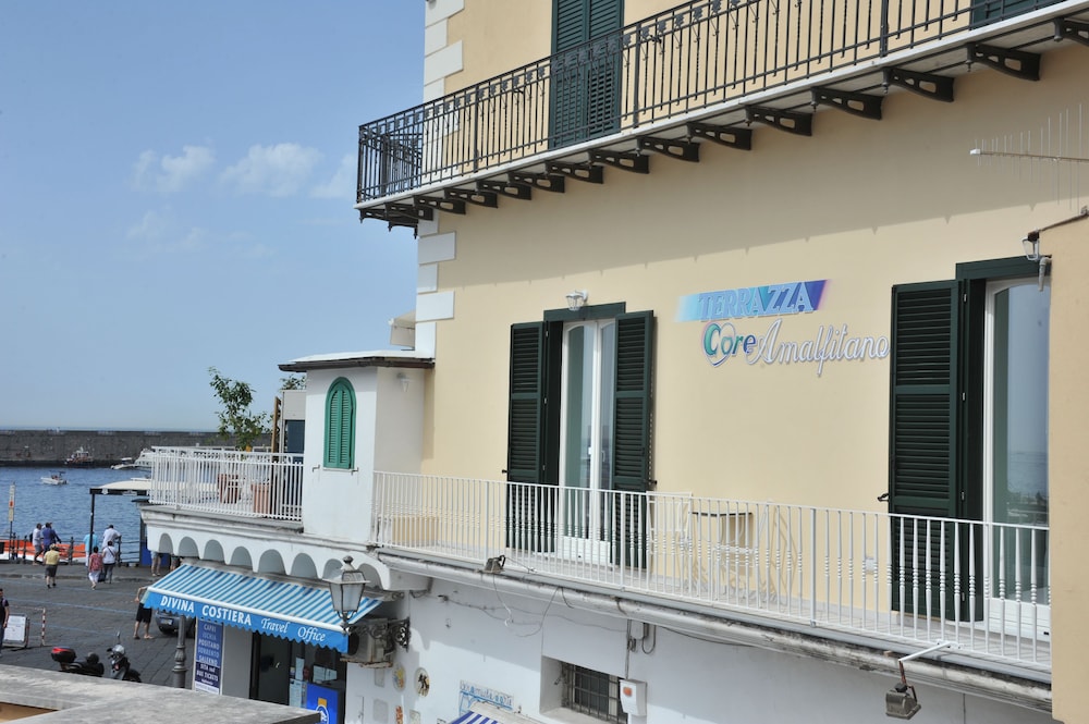 Core Amalfitano City Suites photo1