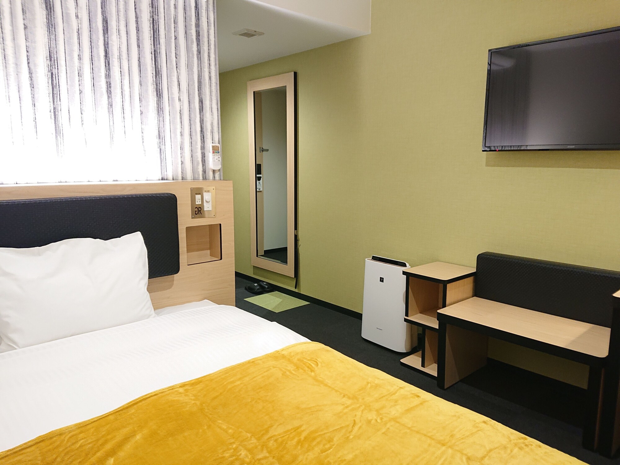 PREMIUM, SINGLE, DOUBLE BED