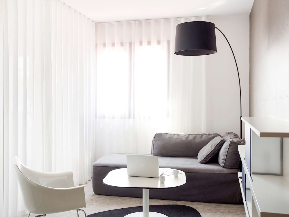 Novotel Suites Perpignan Centre 25/45