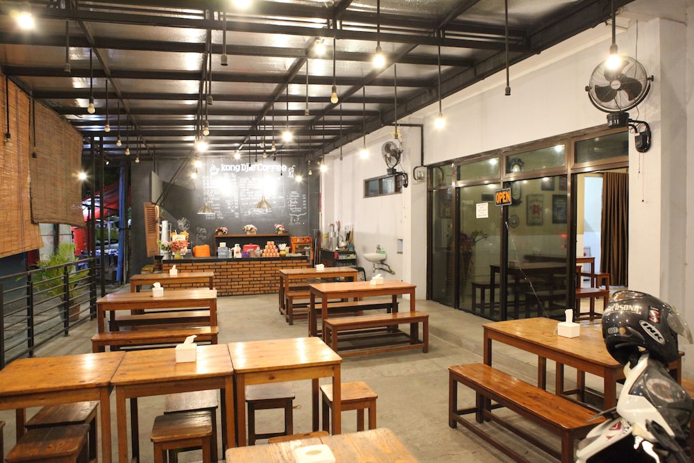 Rahayu Hotel Cirebon 49/60