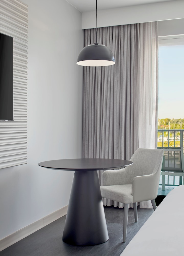AC Hotel St Augustine Downtown 30/50