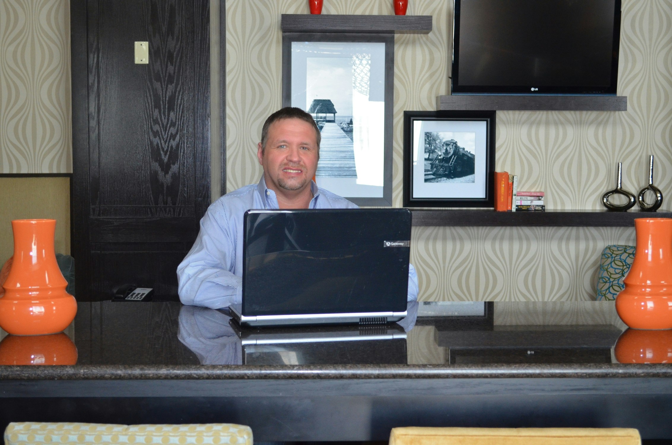 Hampton Inn and Suites Denison, TX 49/60