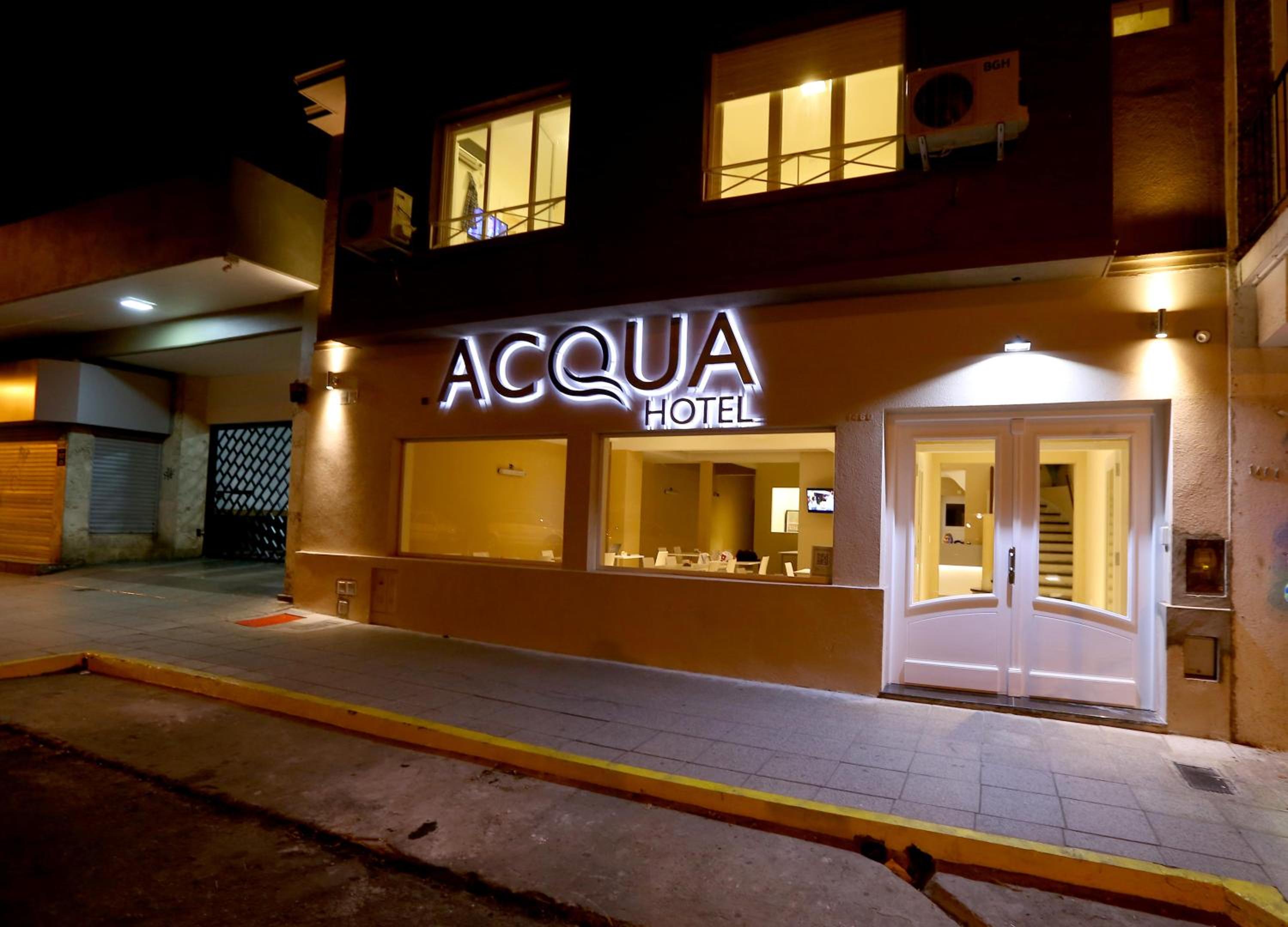 Acqua Hotel 4/34