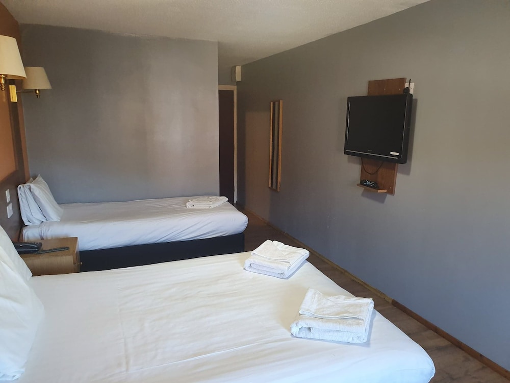 Gilson Hotel 14/38