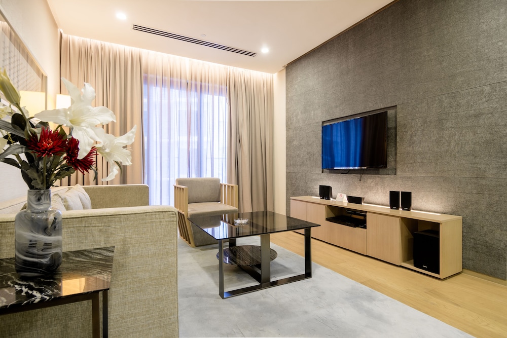 188 Serviced Suites & Shortstay Apartments 21/36
