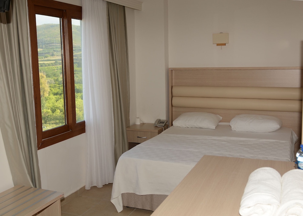 Odin Redi Hotel 8/27