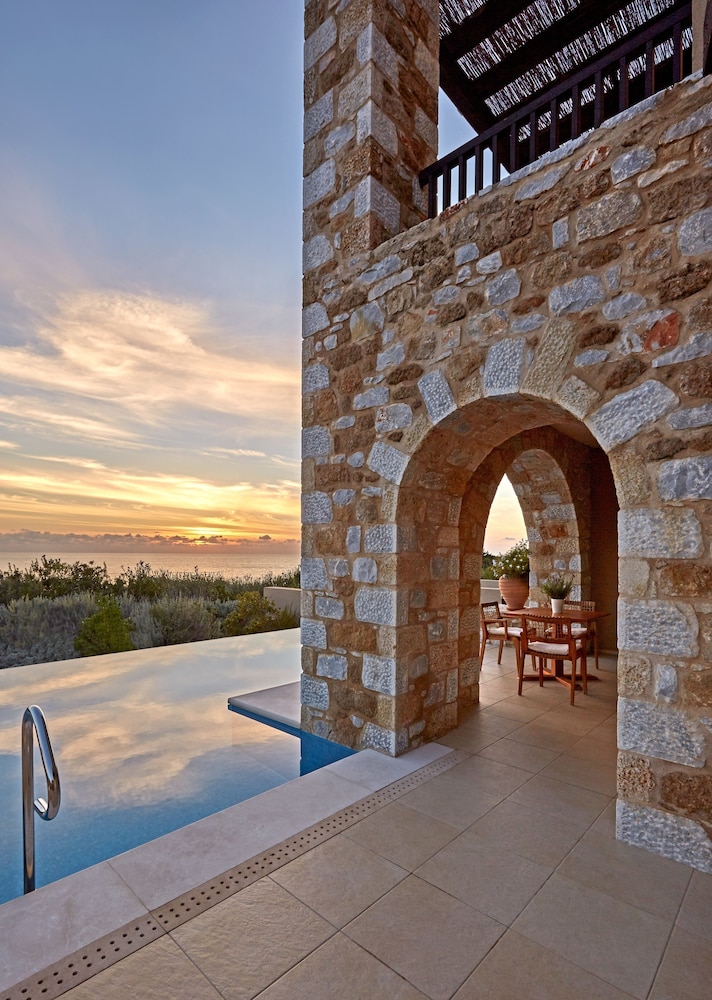 The Westin Resort, Costa Navarino 50/71
