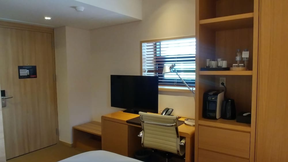 ACUBE HOTEL 40/49