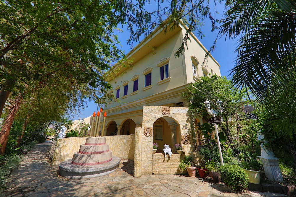 Xinyuan My Dream Castle 42/50