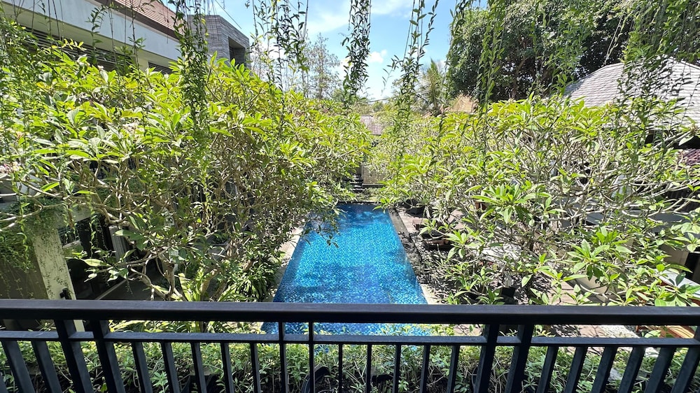 Argya Santi Resort Jimbaran 84/86