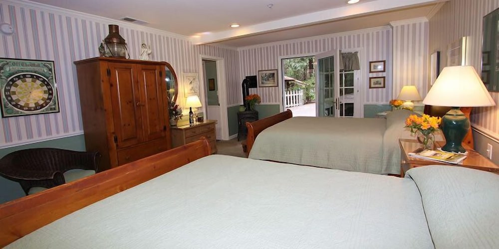 McCaffrey House Bed and Breakfast Inn 29/52