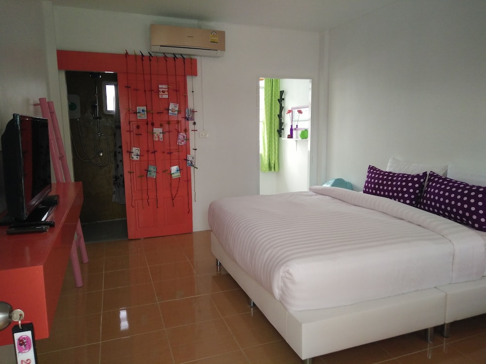 Na-Rak-O Resort 19/70