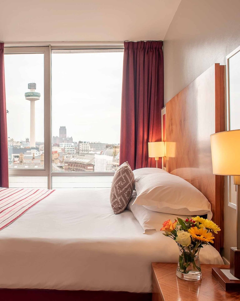 Premier Suites Liverpool 28/58