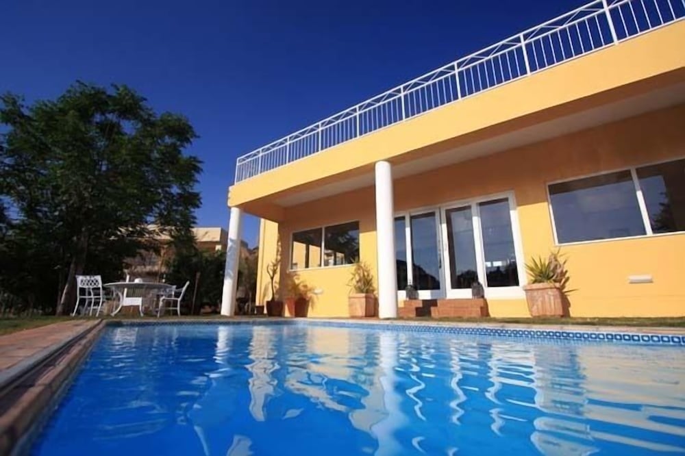 Villa Moringa Guesthouse 4/42