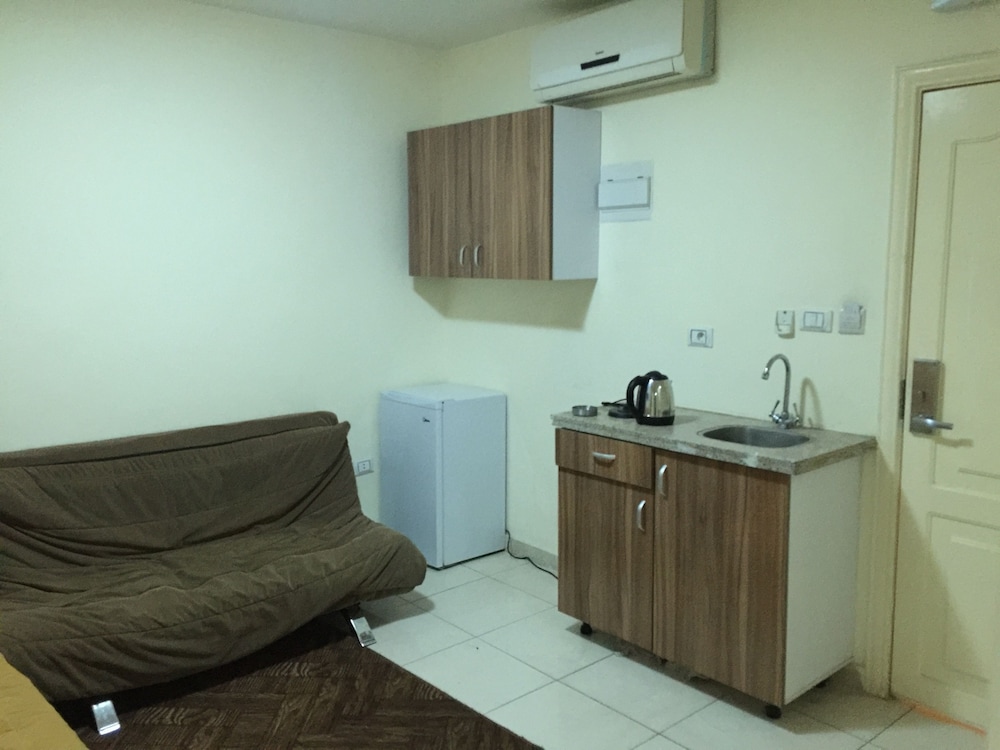 ZAINA PLAZA HOTEL 6/53
