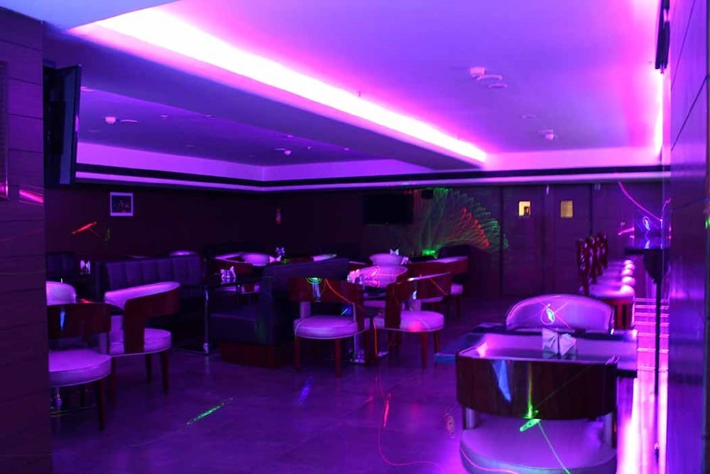 Hotel Chennai Le Palace 64/72