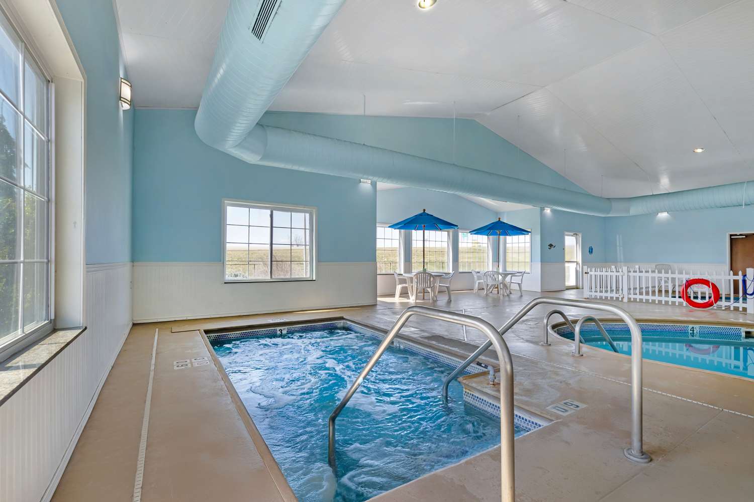 Quality Inn Suites Fort Madison Near Hwy 61 5/21
