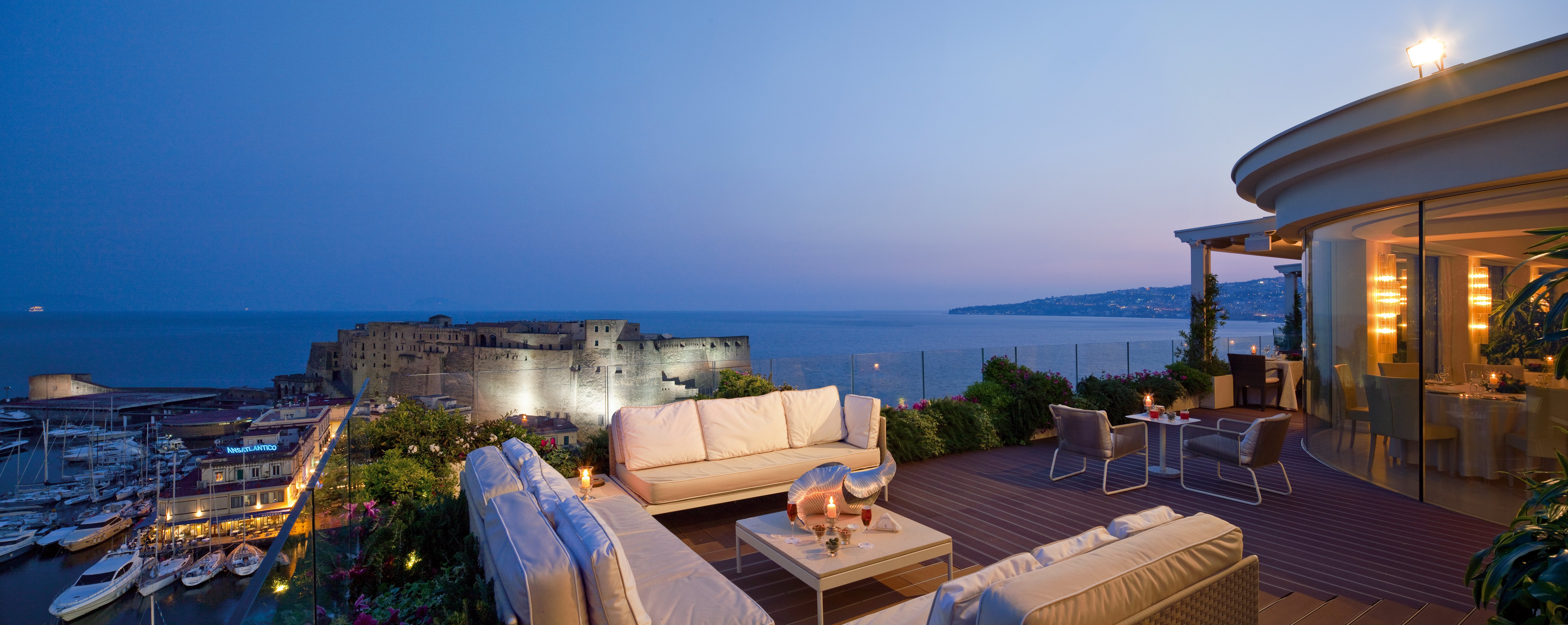 Grand Hotel Vesuvio Naples 32/50