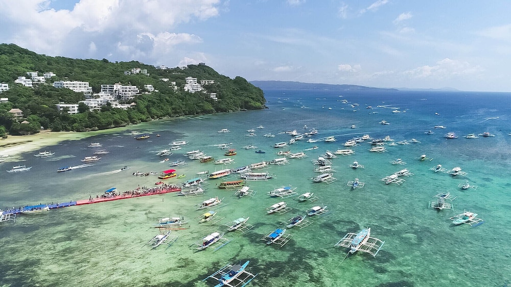 Cocoloco Boracay Beach Resort 58/74