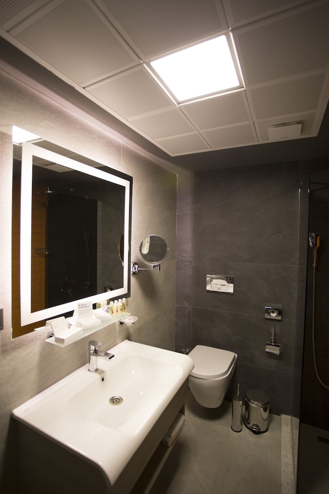 Days Hotel by Wyndham Ankara Cankaya 55/57