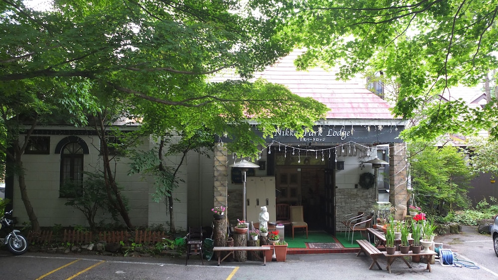 Nikko Park Lodge Mountainside 68/72