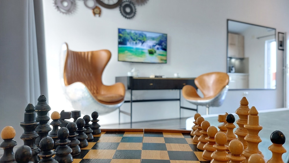 Refresh Boutique Apartments 36/50