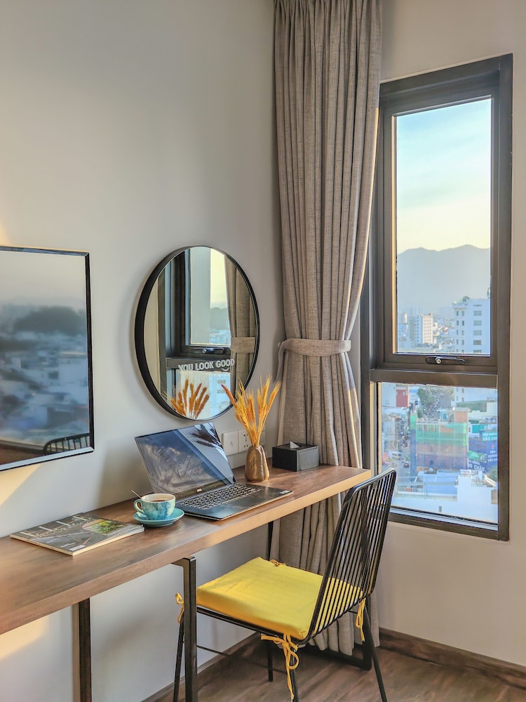 Em Oi Hotel 33/49