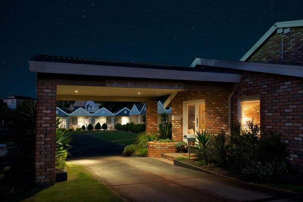 Sorrento Beach Motel 4/44