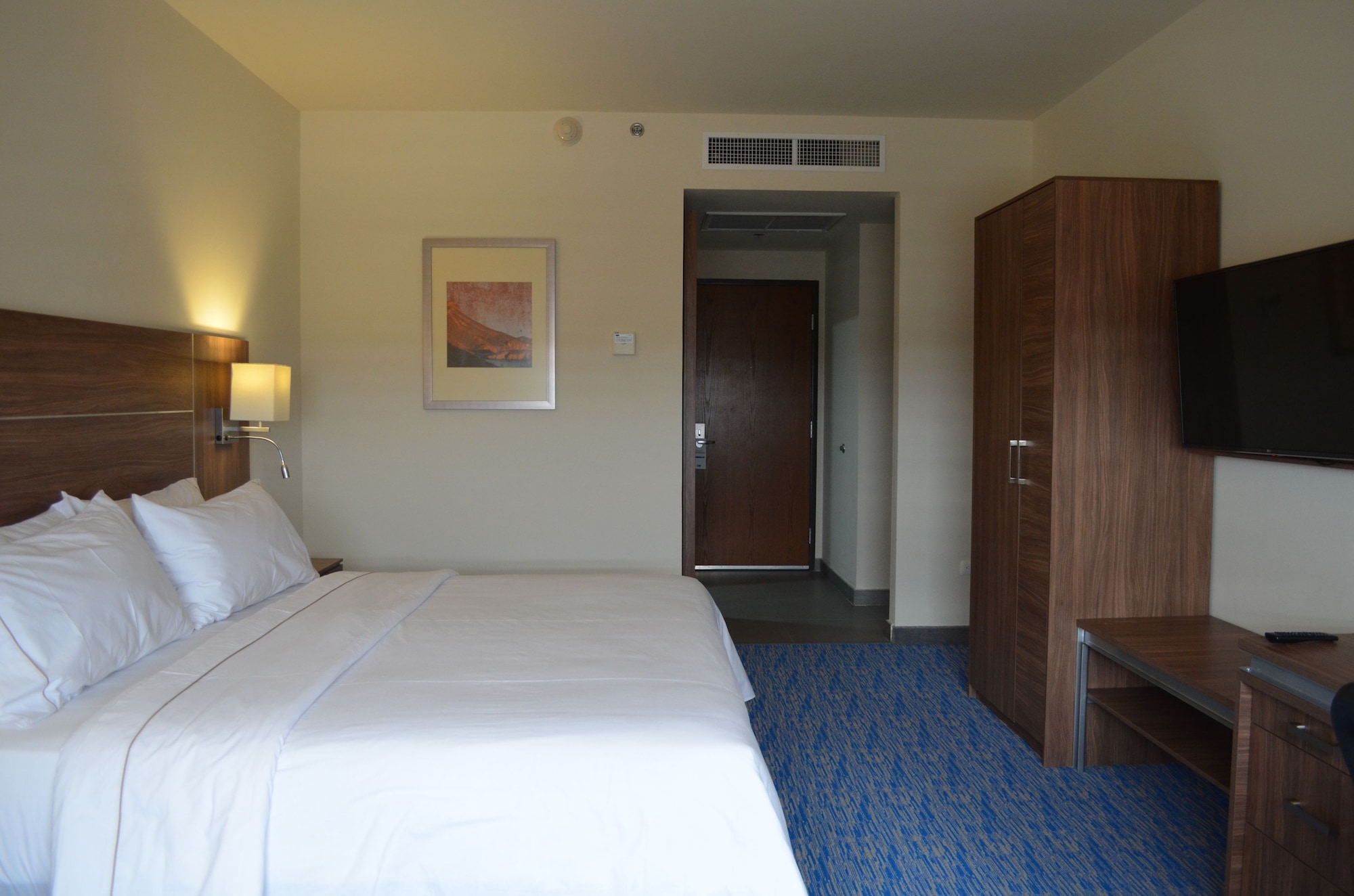 Standard, King Bed, Accessible