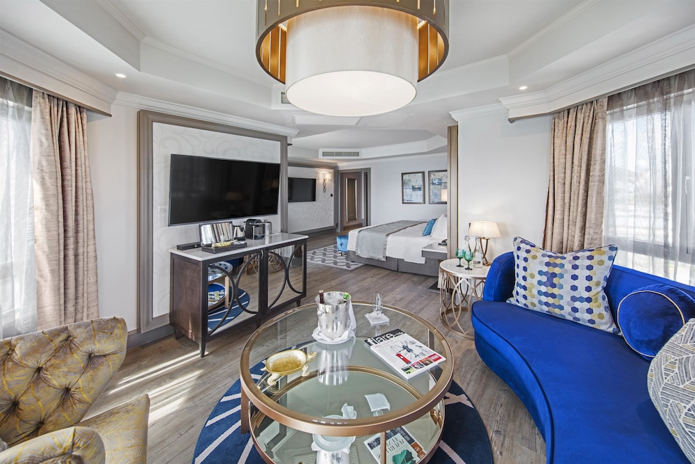Labourdonnais Waterfront Hotel 45/72