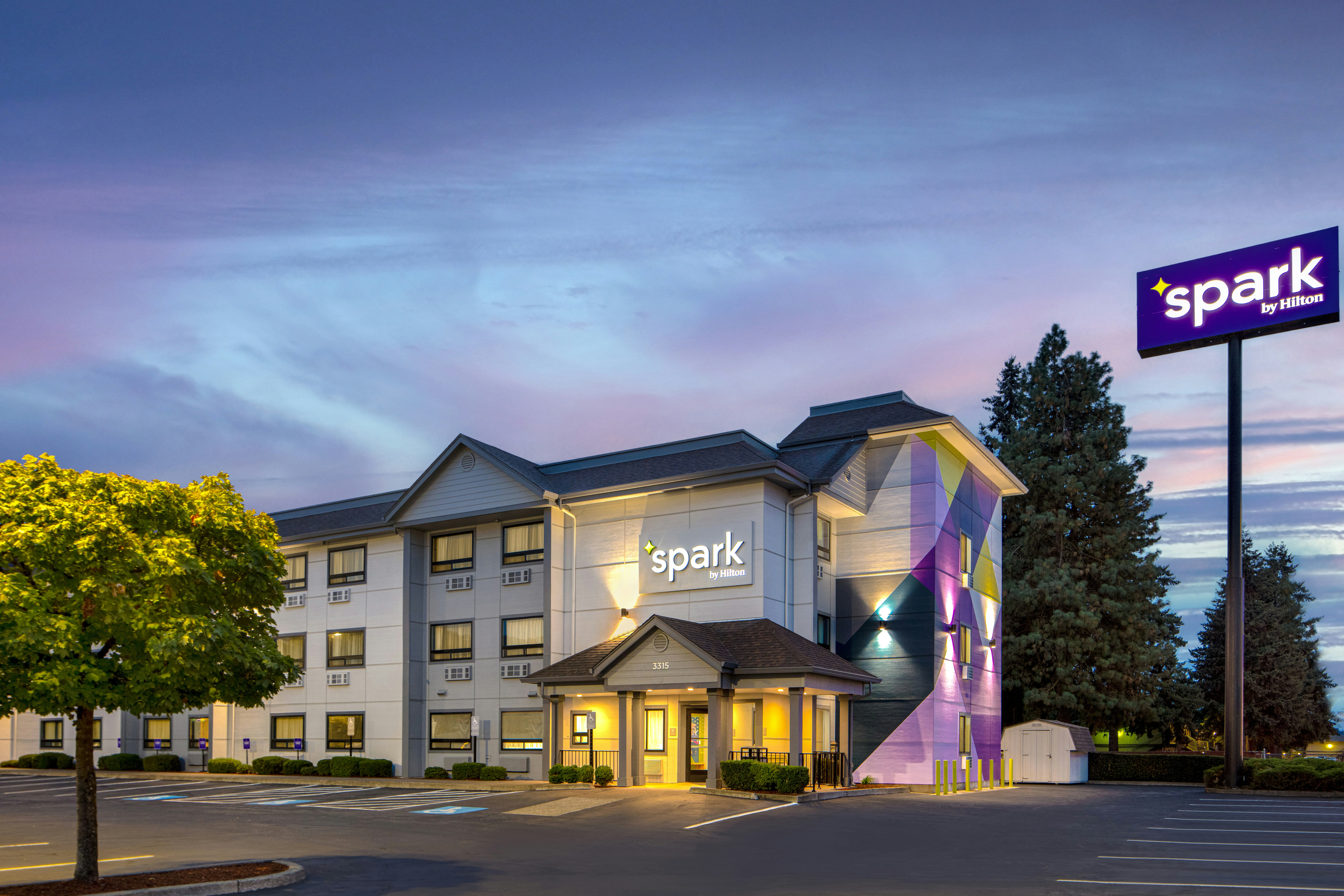 Spark by Hilton Springfield Eugene 2/28