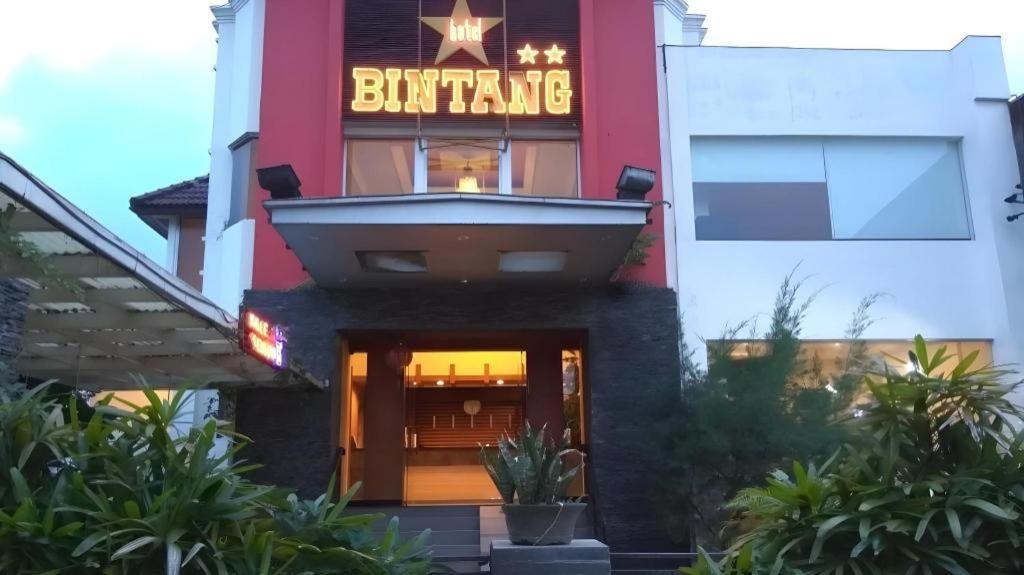 Hotel Bintang Solo photo2