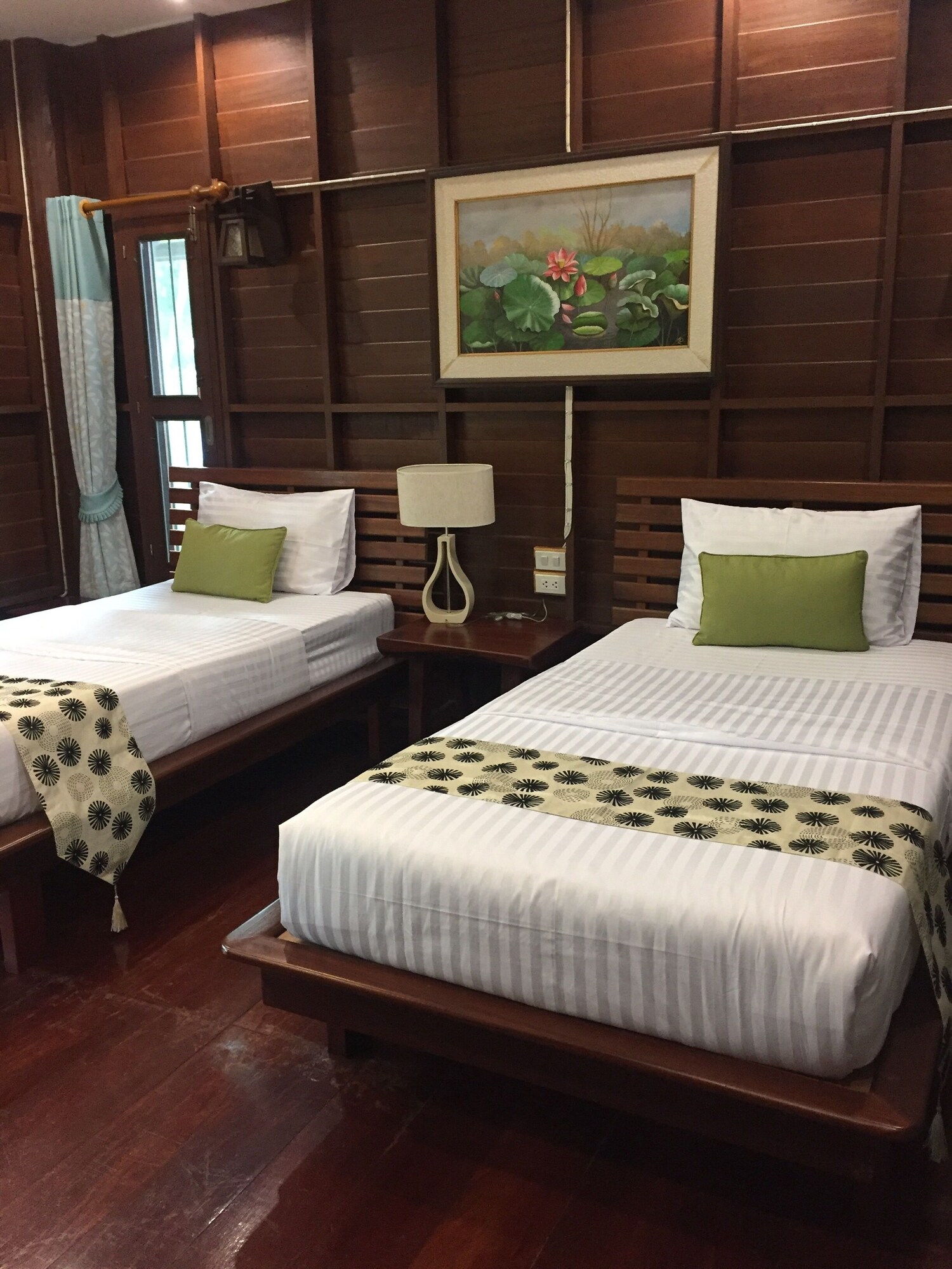 STANDARD, TWIN BEDS