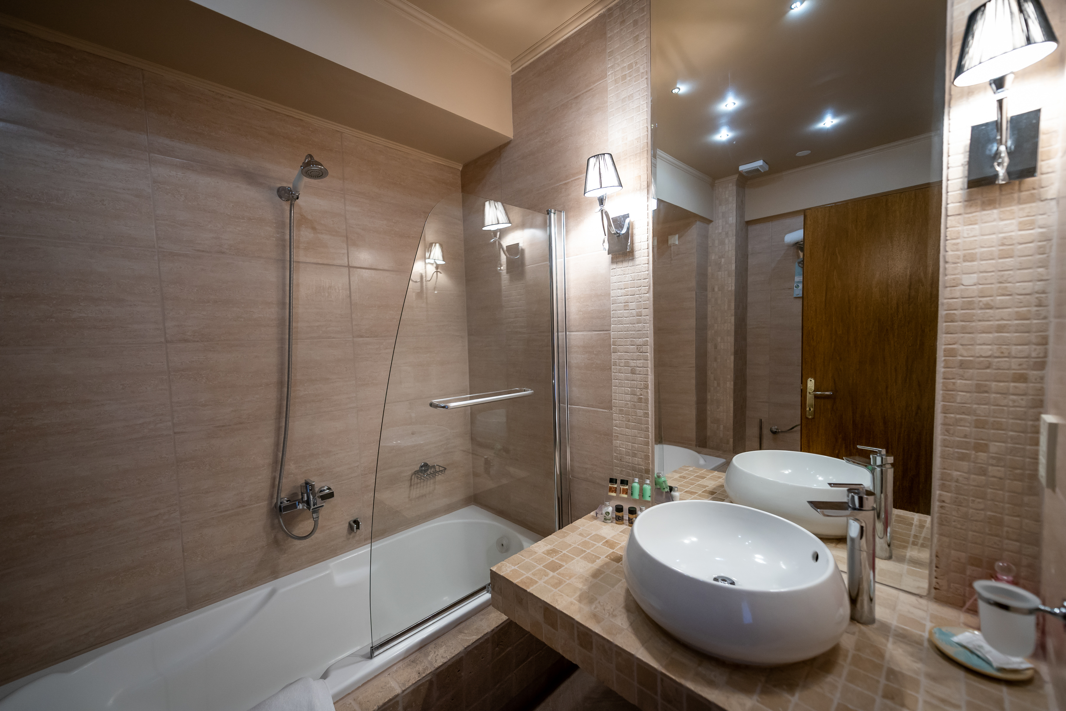 Achtis Hotel 50/50