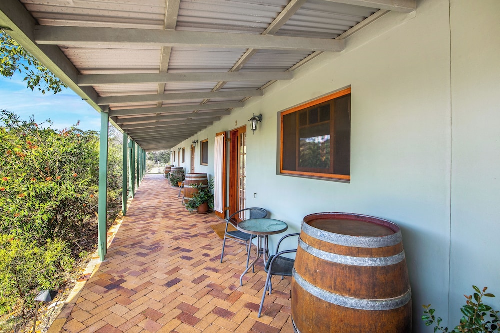 AMAMOOR LODGE 16/63