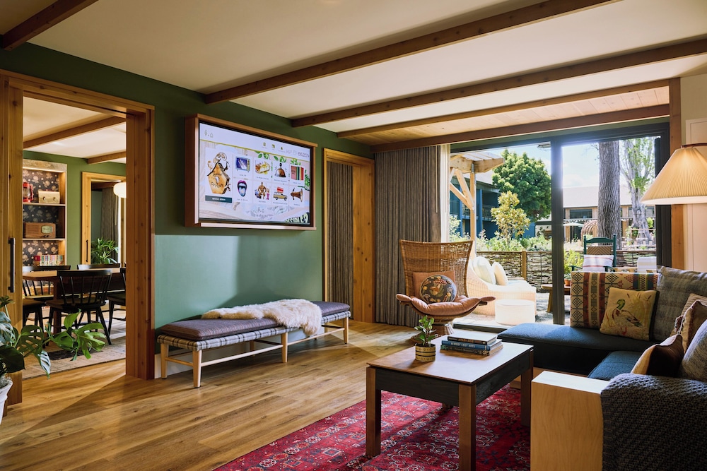 Treehouse Hotel Silicon Valley 27/50