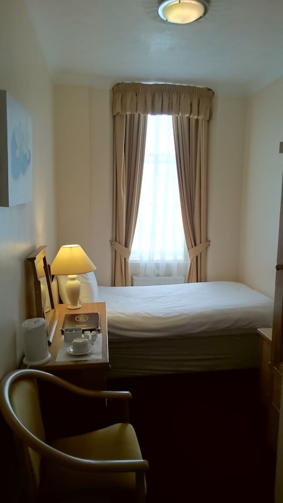 The Belgrave Hotel Tenby 25/62