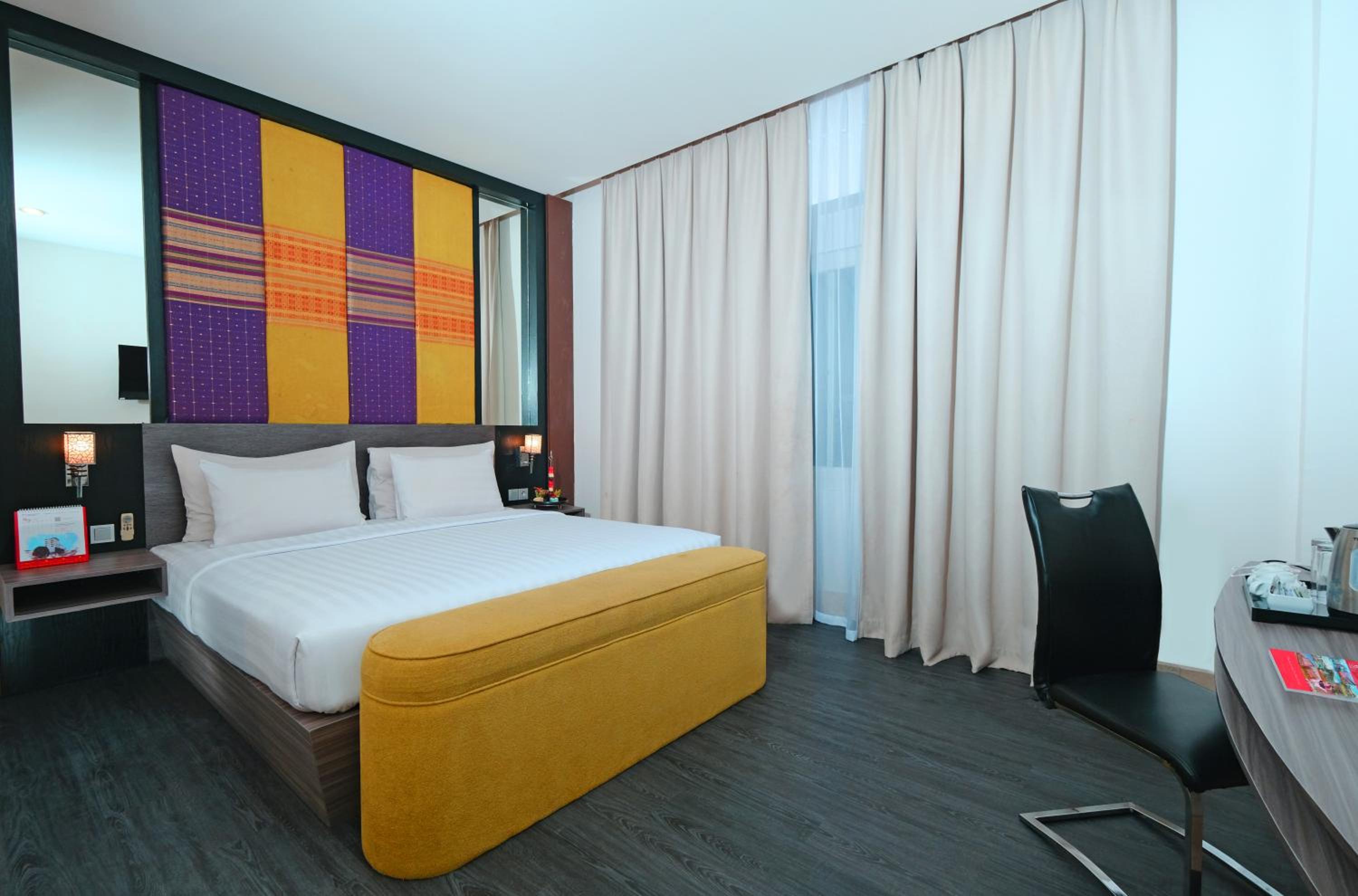 GRAND, DELUXE, DOUBLE BED