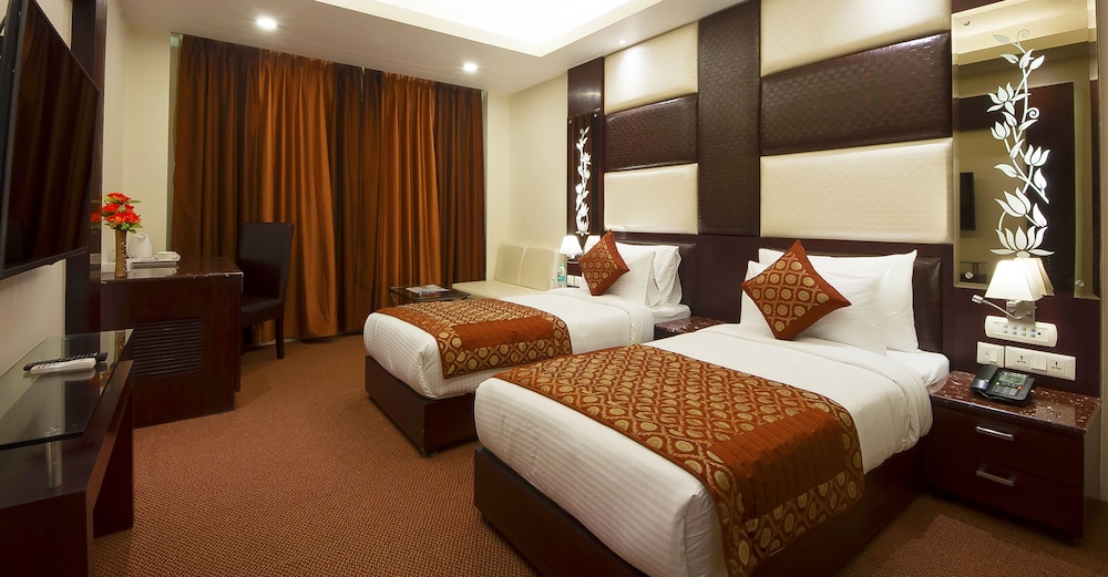 Hotel Golden Grand 23/51