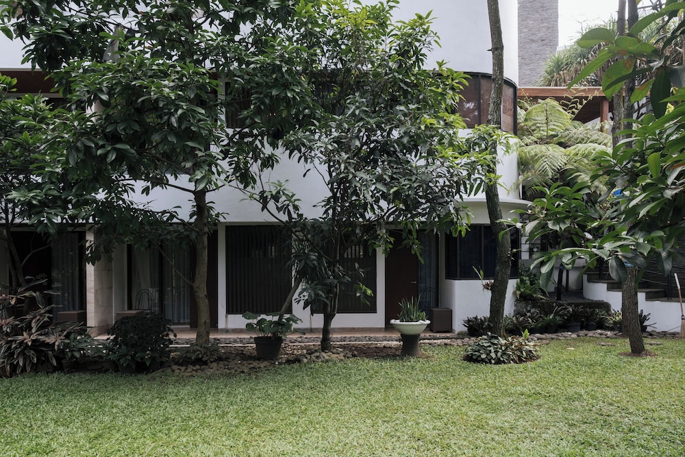 House Sangkuriang 64/69