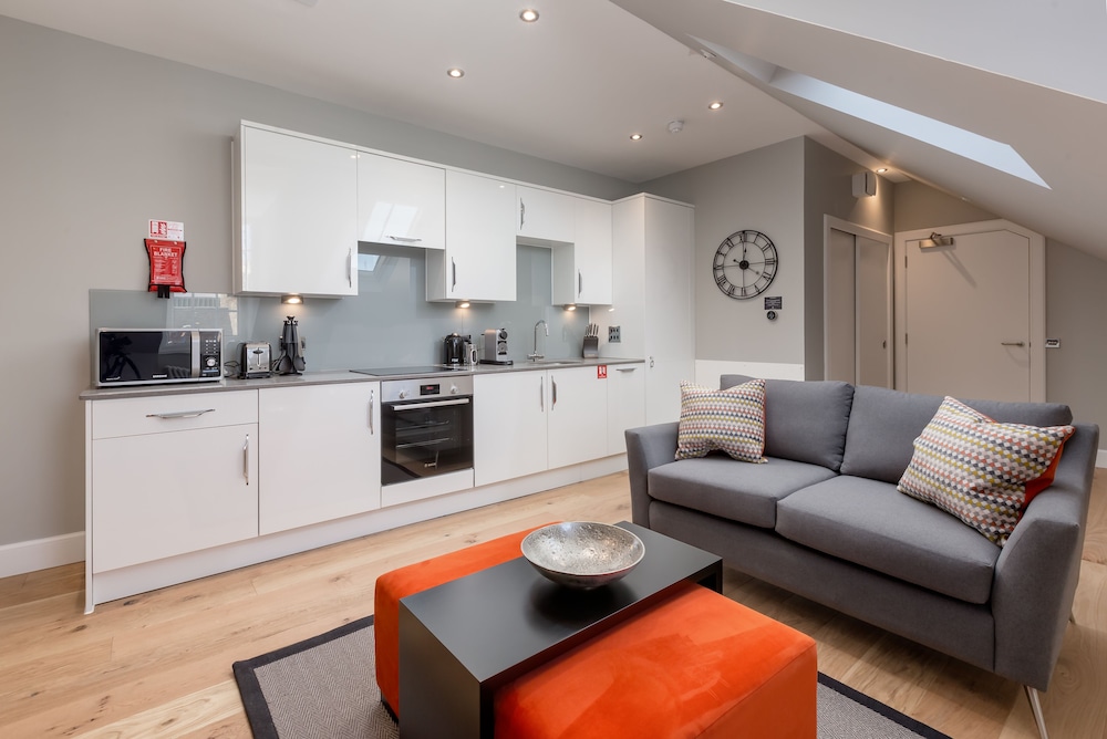 Destiny Scotland Hanover Apartments 33/50