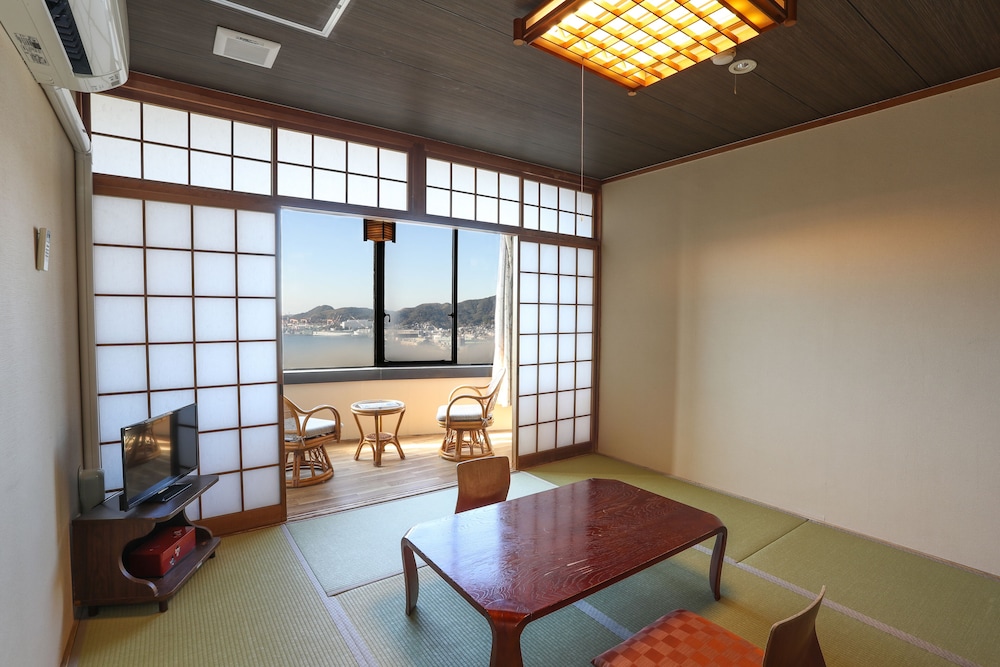 غرفة قياسية بسريرين منفصلين بإطلالة على المدينة، Hotel Nagasaki 4/5