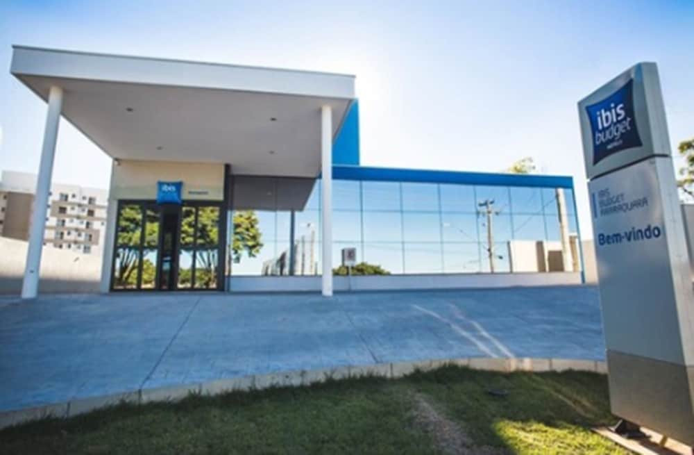 Ibis Budget Araraquara 44/67