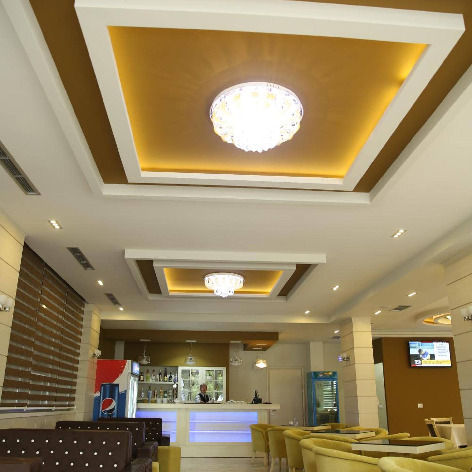 Hotel Pogradeci 11/55