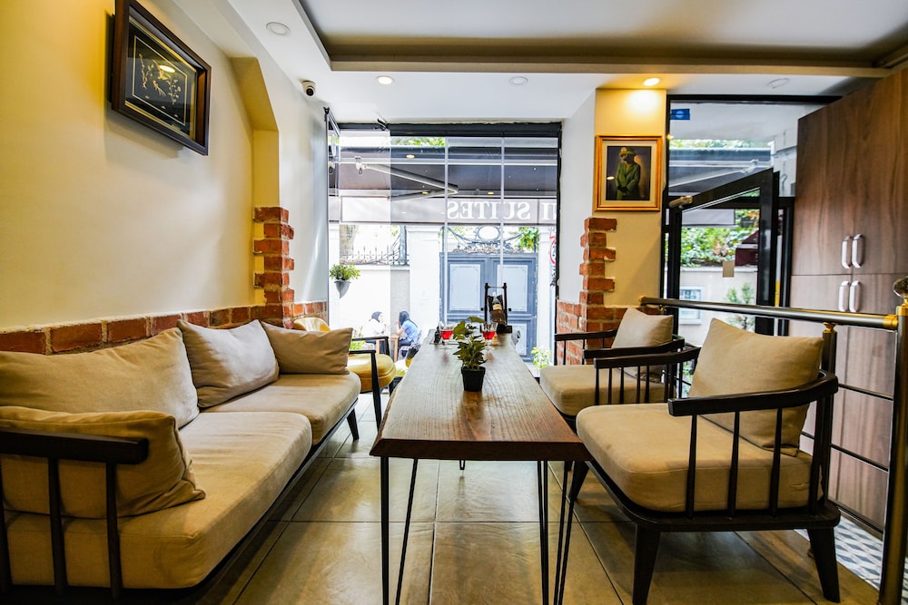 Mitani Suites 31/50