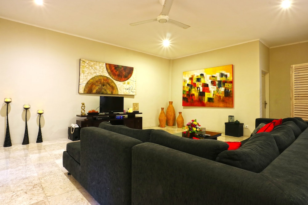Bali Mystique Hotel And Apartments 58/79