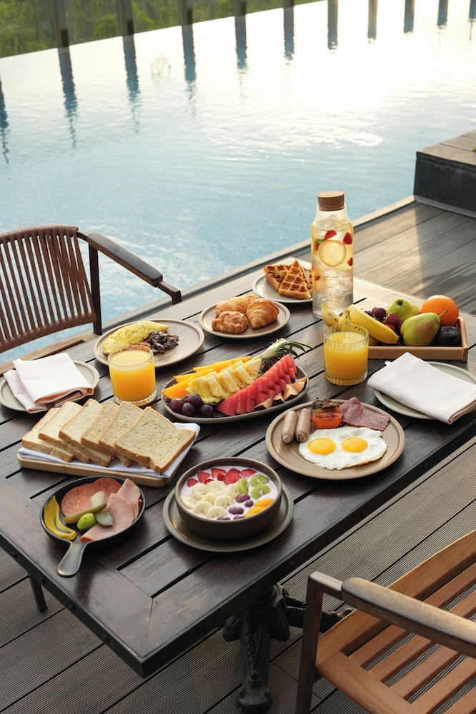 Swissotel Nusantara 49/67