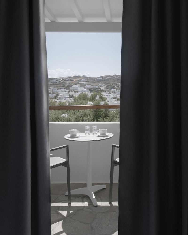Mykonos Essence Hotel 38/47